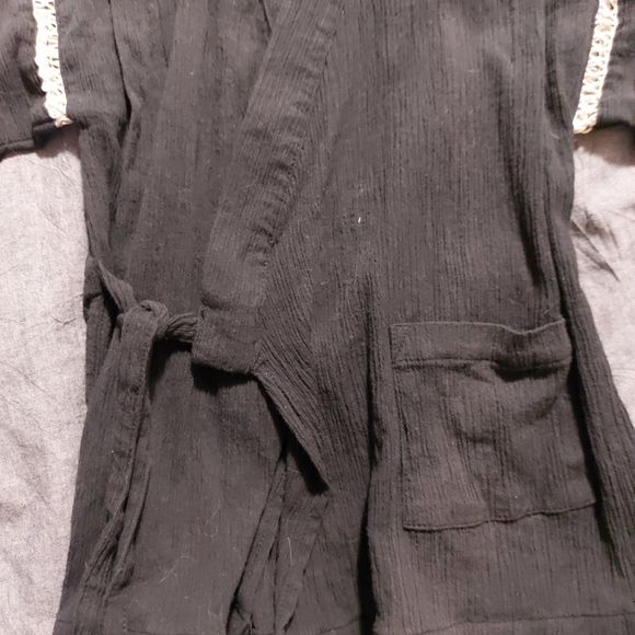 Tiny kimono! - Picture 5 of 7